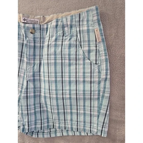 Columbia Women's Plaid Shorts Size‎ 12 Blue White Casual Outdoor Hiking - Picture 2 of 6